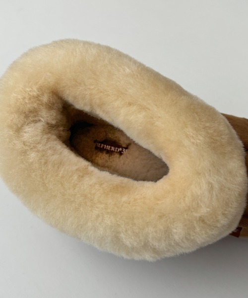 CANAL JEAN（キャナルジーン）の「SHEPHERD　Lenaムートンブーツ（ブーツ・レディース・ストーン/チャコールグレー/キャメル・39/38/37）」の16枚目の写真