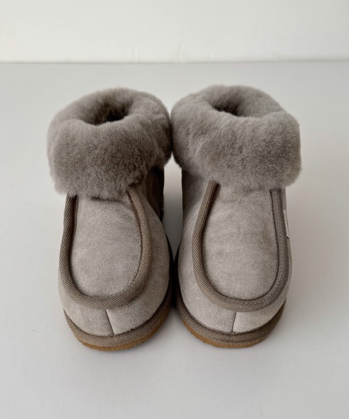 CANAL JEAN（キャナルジーン）の「SHEPHERD　Lenaムートンブーツ（ブーツ・レディース・ストーン/チャコールグレー/キャメル・39/38/37）」の17枚目の写真