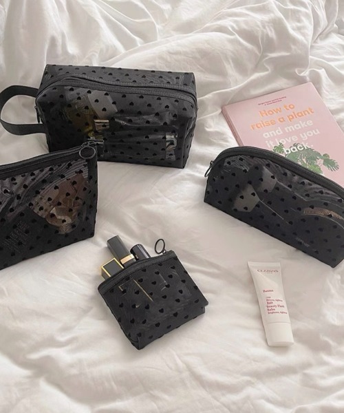 E&C closet…(イーアンドシークローゼット)の「メッシュハート柄ポーチBLACK(L)(ポーチ・レディース・ブラック・FREE)」の8枚目の写真