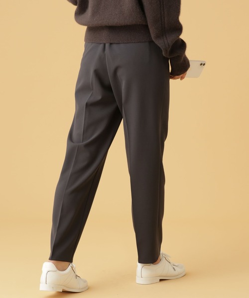 Apo(s)ture（アポスチャー）の「NORAH-001/合繊テーパードパンツ（その他パンツ・レディース・ブラック/グリーン/チャコール/ベージュ・XS/S/M/L/XL）」の11枚目の写真