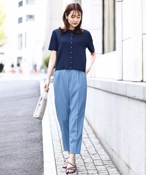 OFUON le MK（オフオンルエムケー）の「[名品シリーズ]ストレッチテーパードパンツ/洗える/WEB限定サイズ（スラックス・レディース・ブルー/ベージュ/ネイビー・40/38/42/36）」の8枚目の写真