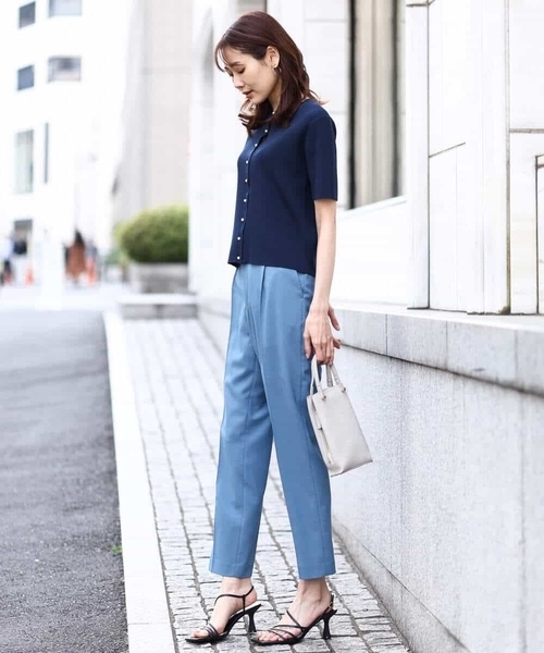 OFUON le MK（オフオンルエムケー）の「[名品シリーズ]ストレッチテーパードパンツ/洗える/WEB限定サイズ（スラックス・レディース・ブルー/ベージュ/ネイビー・40/38/42/36）」の10枚目の写真