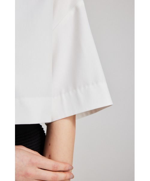 rienda（リエンダ）の「クロップドハーフスリーブジャケット（テーラードジャケット・レディース・ホワイト/ブラック/グレー・FREE）」の5枚目の写真