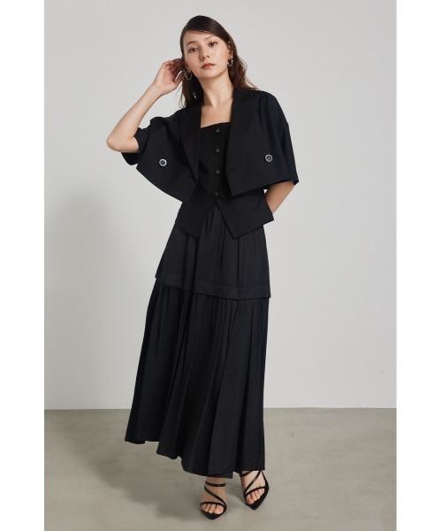 rienda（リエンダ）の「クロップドハーフスリーブジャケット（テーラードジャケット・レディース・ホワイト/ブラック/グレー・FREE）」の9枚目の写真