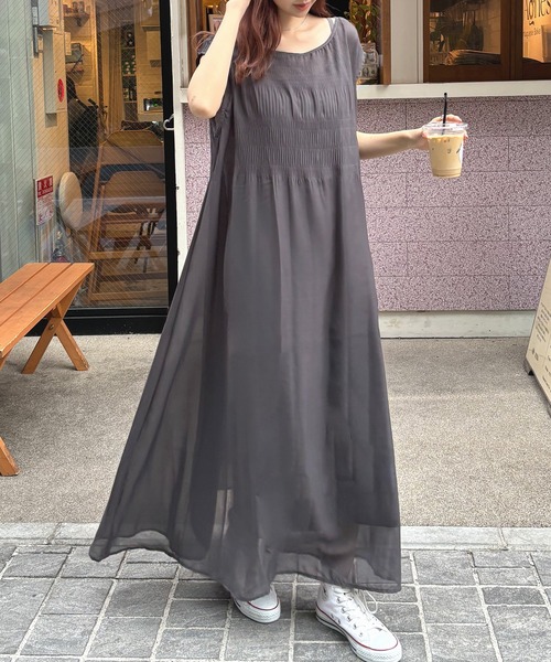 Futier land(フューティアランド)の「インナー付きマジョリカプリーツワンピース(ワンピース・レディース・ブラック/チャコールグレー/ブルー・FREE)」の3枚目の写真