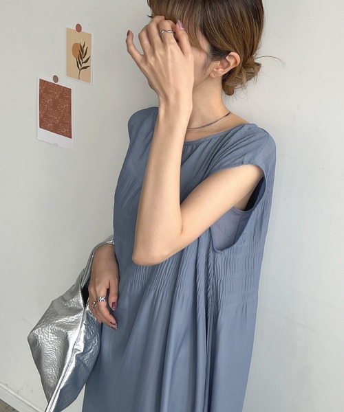 Futier land(フューティアランド)の「インナー付きマジョリカプリーツワンピース(ワンピース・レディース・ブラック/チャコールグレー/ブルー・FREE)」の20枚目の写真
