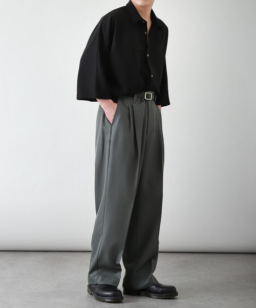 ZIP FIVE（ジップファイブ）の「【ZIP FIVE】ドレープルーズ バルーンタック パンツ / ワイド ルーズ スラックス（スラックス・メンズ・ベージュ/ブラック/オフホワイト/インディゴブルー/オリーブ/グレイッシュベージュ/チャコール/ネイビー・LARGE/MEDIUM/X-LARGE）」の12枚目の写真