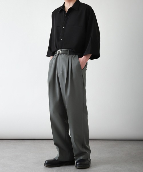 ZIP FIVE（ジップファイブ）の「【ZIP FIVE】ドレープルーズ バルーンタック パンツ / ワイド ルーズ スラックス（スラックス・メンズ・ベージュ/ブラック/オフホワイト/インディゴブルー/オリーブ/グレイッシュベージュ/チャコール/ネイビー・LARGE/MEDIUM/X-LARGE）」の9枚目の写真