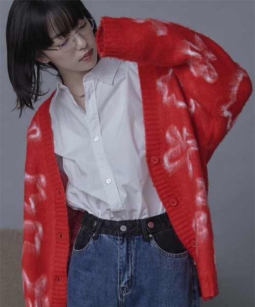 miette（ミエット）の「フラワージャガードニットカーディガン（カーディガン/ボレロ・レディース・レッド/グレー/ブラック・FREE）」の3枚目の写真