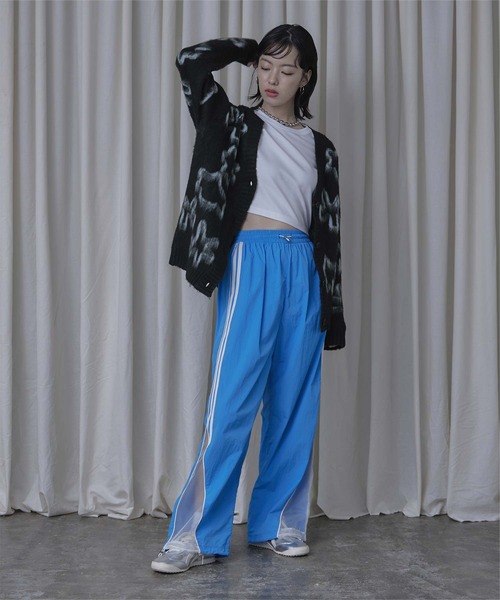 miette（ミエット）の「フラワージャガードニットカーディガン（カーディガン/ボレロ・レディース・レッド/グレー/ブラック・FREE）」の4枚目の写真