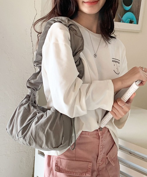 florist(フローリスト)の「韓国ファッションリボンギャザーハンドルドロストスクエアショルダーバッグ(ショルダーバッグ・レディース・オフホワイト/グレー/ブラック・FREE)」の11枚目の写真