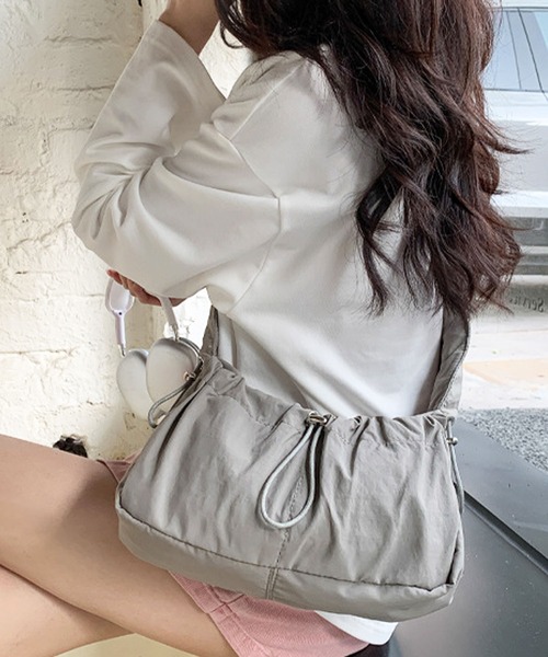 florist(フローリスト)の「韓国ファッションリボンギャザーハンドルドロストスクエアショルダーバッグ(ショルダーバッグ・レディース・オフホワイト/グレー/ブラック・FREE)」の12枚目の写真