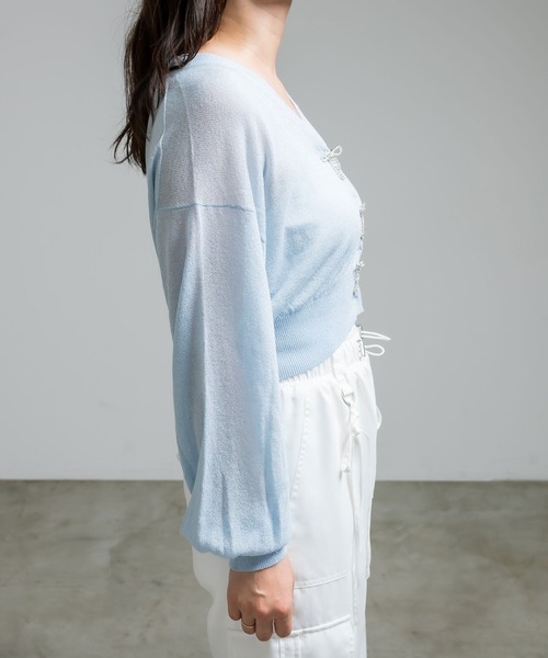 OLIVE des OLIVE(オリーブデオリーブ)の「リボンビジューキラキラシアカーデ 1041050330(カーディガン/ボレロ・レディース・ピンク/オフホワイト/サックスブルー/ブラック・FREE)」の19枚目の写真