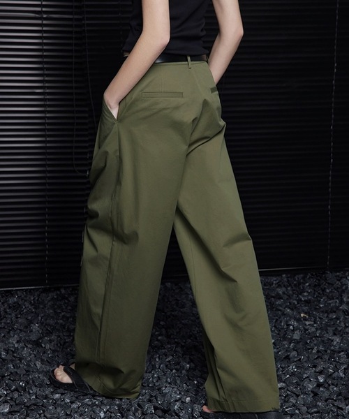 ANOTHER S(アナザーエス)の「タックチノパン(チノパンツ・レディース・カーキ・S/M/L)」の4枚目の写真