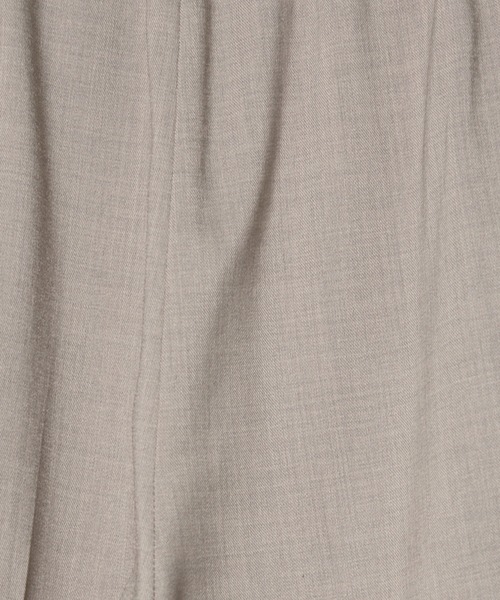 INED CLARO（イネドクラロ）の「ナチュラルストレッチ ボリュームタックワイドパンツ【セットアップ対応】（その他パンツ・レディース・ベージュ/チャコールグレー・フリー）」の13枚目の写真