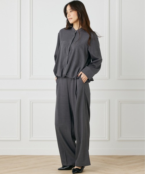 INED CLARO（イネドクラロ）の「ナチュラルストレッチ ボリュームタックワイドパンツ【セットアップ対応】（その他パンツ・レディース・ベージュ/チャコールグレー・フリー）」の14枚目の写真