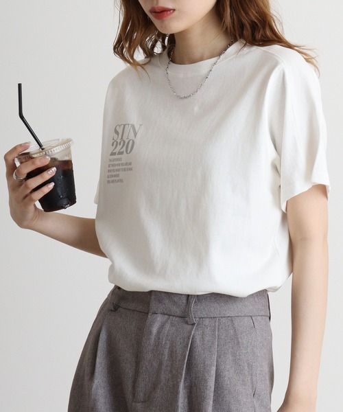hunch（ハンチ）の「hunch USAコットンロゴT（Tシャツ/カットソー・レディース・ベージュ/ブラック/オフホワイト・FREE）」の5枚目の写真