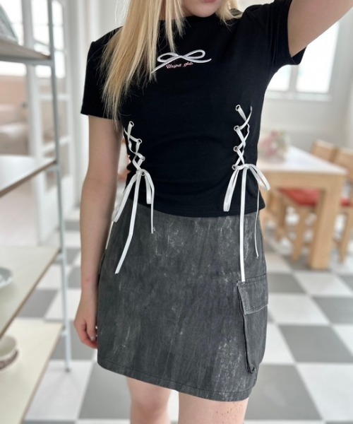 ipugo(イプゴ)の「ipugo/イプゴ リボン刺繍 クロップドTシャツ 夏物 夏服(Tシャツ/カットソー・レディース・ブラック/イエロー/ブルー・FREE)」の10枚目の写真