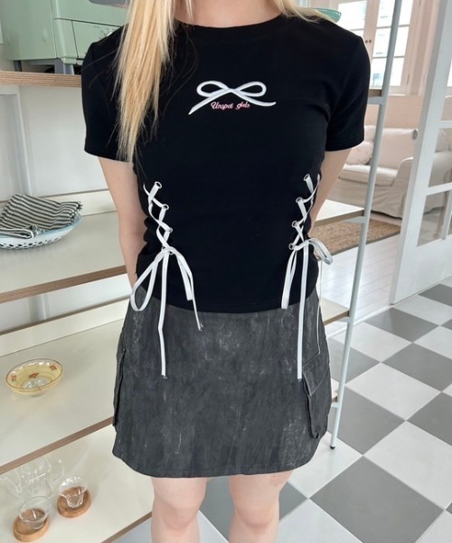 ipugo(イプゴ)の「ipugo/イプゴ リボン刺繍 クロップドTシャツ 夏物 夏服(Tシャツ/カットソー・レディース・ブラック/イエロー/ブルー・FREE)」の9枚目の写真