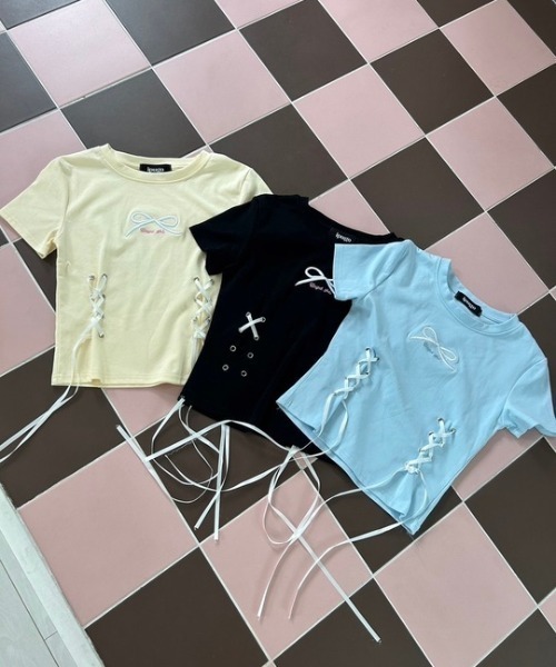 ipugo(イプゴ)の「ipugo/イプゴ リボン刺繍 クロップドTシャツ 夏物 夏服(Tシャツ/カットソー・レディース・ブラック/イエロー/ブルー・FREE)」の5枚目の写真