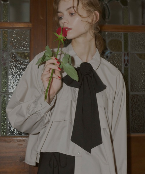 idem（イデム）の「rose ribbon tie / バラモチーフチョーカー（チョーカー・レディース・アイボリー/ブラック・FREE）」の15枚目の写真