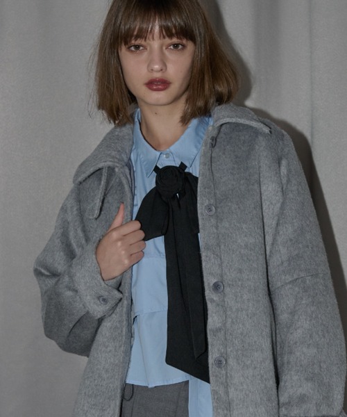 idem（イデム）の「rose ribbon tie / バラモチーフチョーカー（チョーカー・レディース・アイボリー/ブラック・FREE）」の6枚目の写真