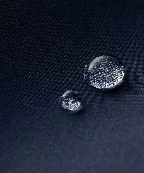 Live in comfort(リブインコンフォート)の「リブ イン コンフォート シンプルライフ研究家 マキさんとつくった お出かけ顔の撥水素材シャツワンピース(ワンピース・レディース・ダークネイビー/カーキ・M/LL/L/3L/S/MP/4L)」の7枚目の写真