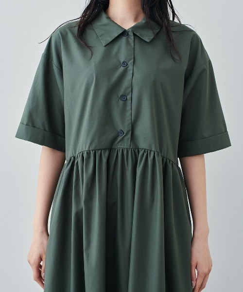 Live in comfort(リブインコンフォート)の「リブ イン コンフォート シンプルライフ研究家 マキさんとつくった お出かけ顔の撥水素材シャツワンピース(ワンピース・レディース・ダークネイビー/カーキ・M/LL/L/3L/S/MP/4L)」の18枚目の写真