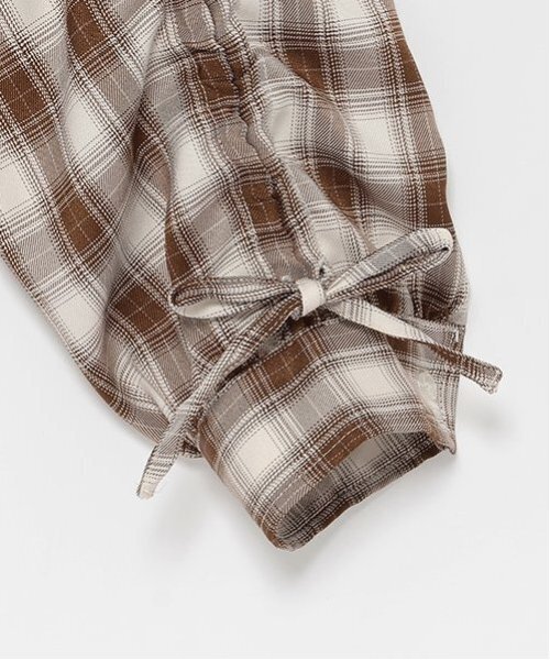 LOVETOXIC(ラブトキシック)の「【LTXC】インナーつきチェックシャツ(シャツ/ブラウス・キッズ・モカ/オフホワイト/ブラック・S/M/L)」の5枚目の写真