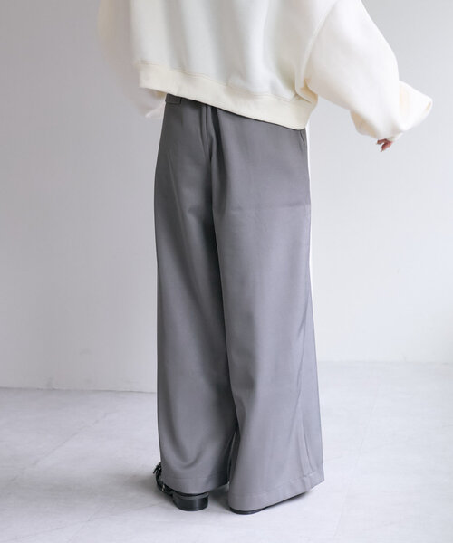 w closet（ダブルクローゼット）の「【2サイズ展開】スラックスワイドパンツ（その他パンツ・レディース・ブラック/アイボリー/グレー/ベージュ・SMALL/MEDIUM）」の21枚目の写真
