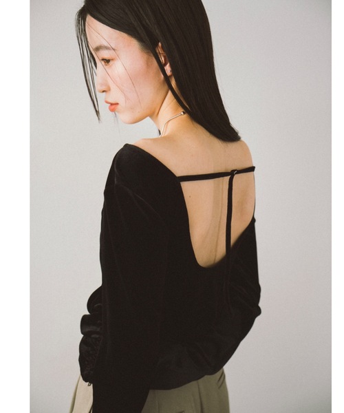 DRWCYS(ドロシーズ)の「カップインサイドギャザーベロアトップス(Tシャツ/カットソー・レディース・ブラック/オフホワイト・FREE)」の7枚目の写真