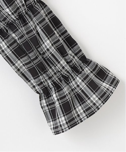 LOVETOXIC（ラブトキシック）の「チェックオフショルブラウス（シャツ/ブラウス・キッズ・ブラウン/ブラック・L/M/S）」の8枚目の写真