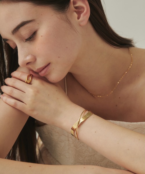 ciite'（シーテ）の「カーブ バングル（バングル/リストバンド・レディース・ゴールド/シルバー・FREE）」の15枚目の写真