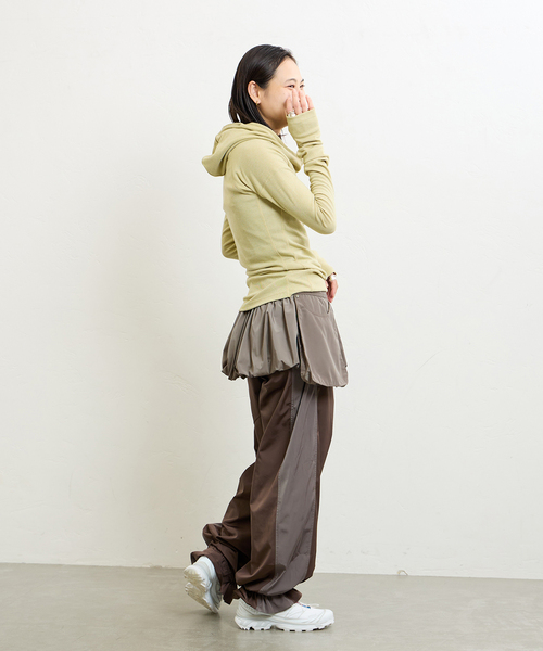 LOW CLASSIC（ロウ　クラシック）の「【LOW CLASSIC/ロウ・クラシック】 BUBBLE MINI SKIRT LW243SK01（スカート・レディース・グレー系その他・SMALL）」の3枚目の写真