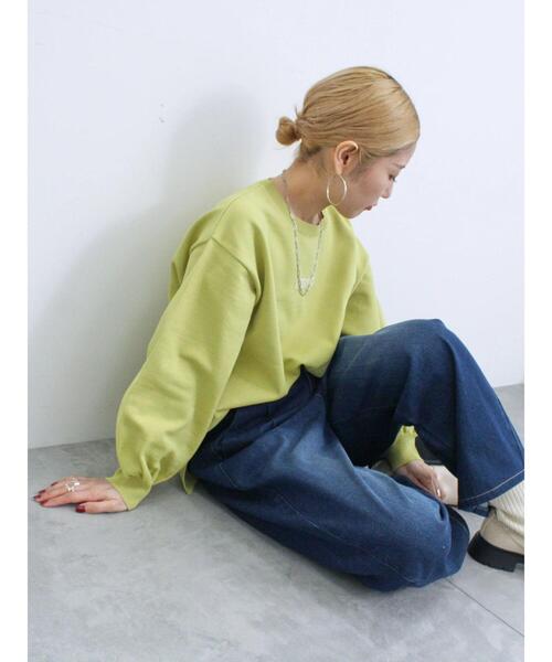 Samansa Mos2 blue（サマンサモスモスブルー）の「【マシンウォッシャブル】スポンジニットロゴプルオーバー（ニット/セーター・レディース・ブラック/グリーン/キナリ/イエロー/ブルー・F）」の5枚目の写真