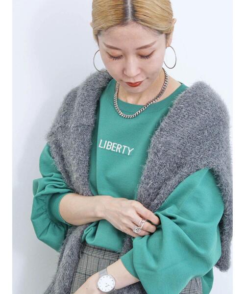 Samansa Mos2 blue（サマンサモスモスブルー）の「【マシンウォッシャブル】スポンジニットロゴプルオーバー（ニット/セーター・レディース・ブラック/グリーン/キナリ/イエロー/ブルー・F）」の4枚目の写真