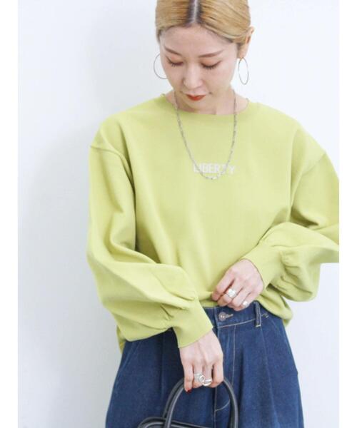 Samansa Mos2 blue（サマンサモスモスブルー）の「【マシンウォッシャブル】スポンジニットロゴプルオーバー（ニット/セーター・レディース・ブラック/グリーン/キナリ/イエロー/ブルー・F）」の11枚目の写真