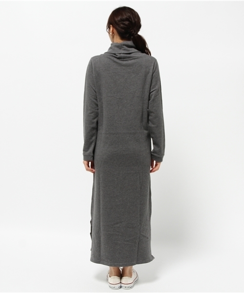 ikka（イッカ）の「ボリュームネックカットソーワンピース（ワンピース・レディース・オリーブ/ネイビー/チャコールグレー・LARGE/MEDIUM）」の6枚目の写真