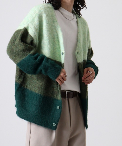 FUNALIVE（ファンアライブ）の「MANYMENMANYMINDS シャギーグラデーションボーダーカーディガン（カーディガン/ボレロ・メンズ・ベージュ/グレー/グリーン・L/XL/M）」の4枚目の写真