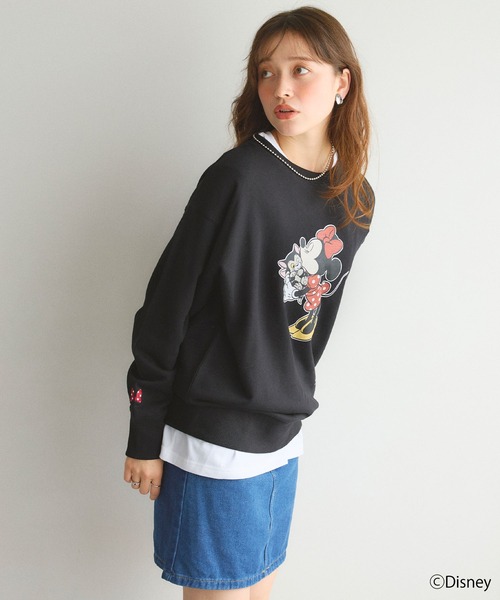 Disney（ディズニー）の「【Disney/ディズニー】Minnie Mouse/ミニーマウス裏毛ドロップショルダープリントスウェットプルオーバー（スウェット・レディース・アイボリー/ブラック・M/L/LL）」の11枚目の写真