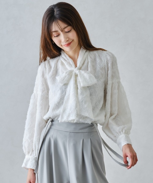 MISCH MASCH（ミッシュマッシュ）の「フリンジジャガードボウタイブラウス/MM448103（シャツ/ブラウス・レディース・ブルー/ブラック/ホワイト・ﾌﾘ-）」の18枚目の写真