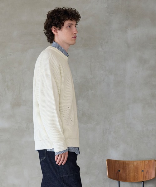 coca(coca)(コカ)の「ドロップショルダー クルーネックニット(ニット/セーター・メンズ・アイボリー/ブラック・XL/M/L)」の16枚目の写真