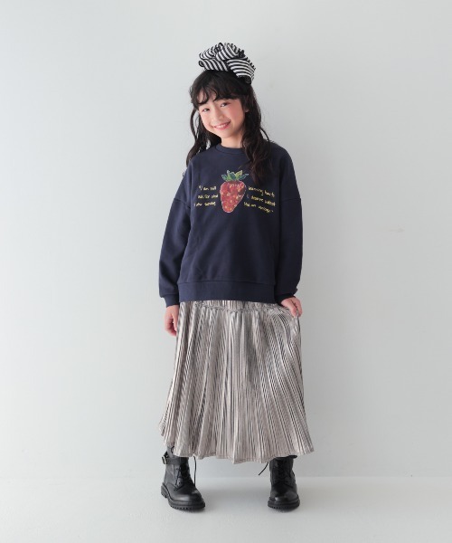 unica(ユニカ)の「strawberry刺繍トレーナー(スウェット・キッズ・ネイビー/オフホワイト・XL/L/M/S)」の3枚目の写真