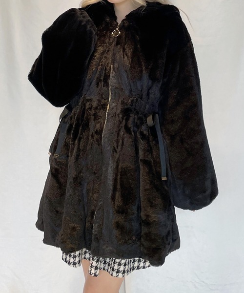 one way(ワンウェイ)の「ウエスト絞りファージャケット(その他アウター・レディース・グレー/ホワイト/ブラック・FREE)」の7枚目の写真