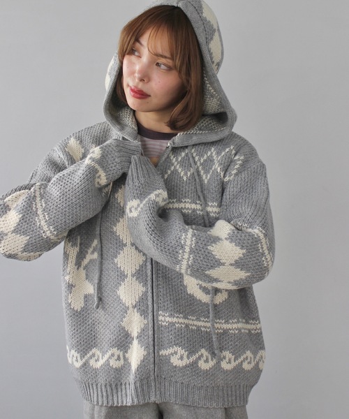 SANSeLF(サンセルフ)の「ノルディックフーディニットカーディガン 【SANSeLF】 sanw24a048(ニット/セーター・レディース・グレー/ピンク・FREE)」の1枚目の写真