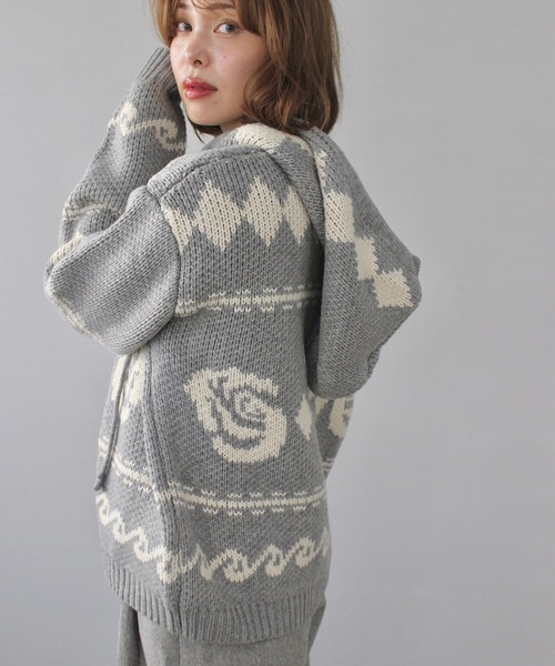 SANSeLF(サンセルフ)の「ノルディックフーディニットカーディガン 【SANSeLF】 sanw24a048(ニット/セーター・レディース・グレー/ピンク・FREE)」の10枚目の写真