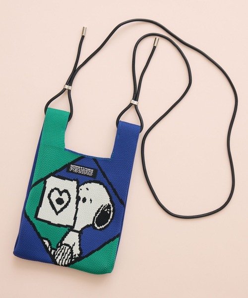 Paradise Picnic（パラダイスピクニック）の「【Peanuts 75周年記念限定】ミニショルダーバッグ（ショルダーバッグ・レディース・ブルー/グレー/ライトブルー/ベージュ/ピンク・FREE）」の4枚目の写真