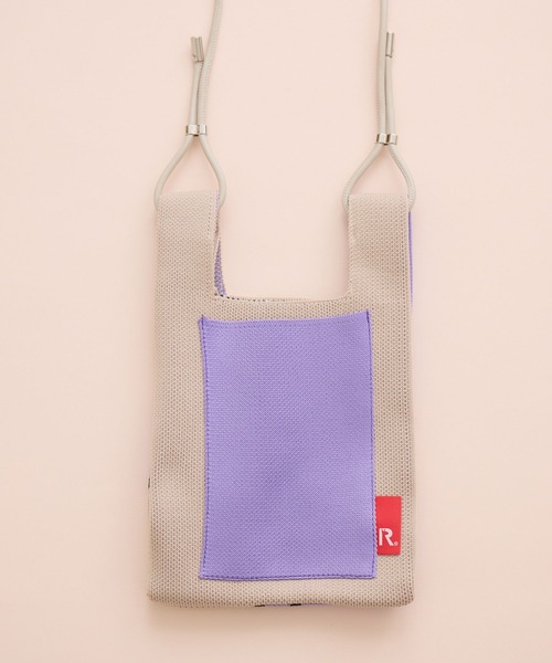 Paradise Picnic（パラダイスピクニック）の「【Peanuts 75周年記念限定】ミニショルダーバッグ（ショルダーバッグ・レディース・ブルー/グレー/ライトブルー/ベージュ/ピンク・FREE）」の12枚目の写真