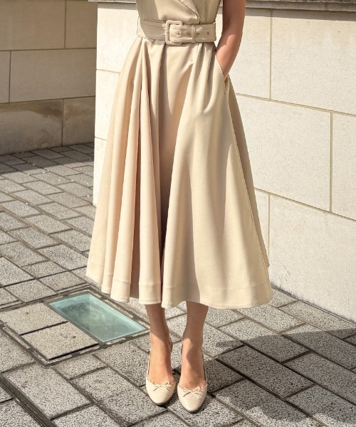 JENNE（ジェンヌ）の「ローマ風トレンチドレス（ワンピース・レディース・ベージュ/ネイビー・SMALL/MEDIUM/LARGE）」の11枚目の写真