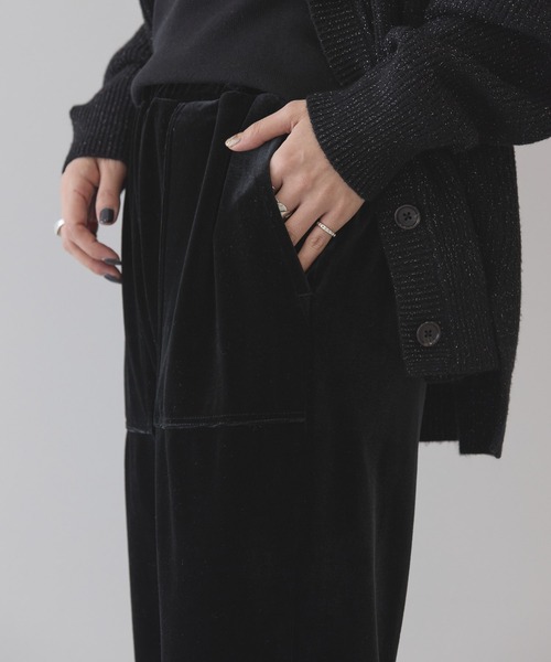 AMERICAN HOLIC（アメリカンホリック）の「ベロアベイカーリラックスパンツ（その他パンツ・レディース・モカ/ブラック・L/M/S）」の5枚目の写真